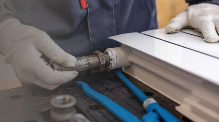 Professional water heater repair services in Edinburg, IL